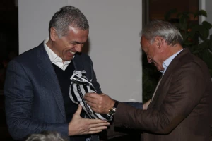 Novo Zvezdino saopštenje - UEFA da se izjasni o Partizanovim prelazima i ''otetim titulama''!