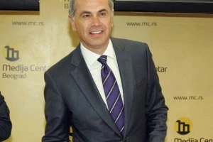 Tole mu ništa ne može - Terzić se poziva na Ustav!