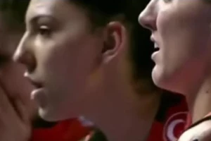 Horor povreda brazilske odbojkašice, naše reprezentativke u suzama! (UZNEMIRUJUĆI SNIMAK)