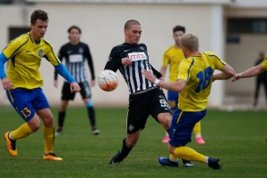 Pogledajte kako je Partizan ostvario prvu pobedu u Ligi ''B'' timova, evrogol Jovanovića!