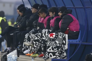 Partizan zaleđen u Lučanima!