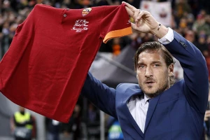 Toti grmi, u Romi niko ne priča italijanski!