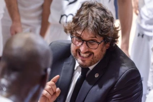 Trinkijeri se oglasio na Tviteru: ''Thank you/Grazie/Hvala''