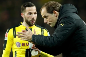 Da li to Dortmund menja trenera?