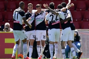 Benevento se kocka sa opstankom, raspucani Udineze igrao za Kaljari