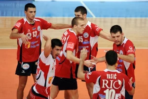 Mladi radnik rival Voši za trofej u Kupu