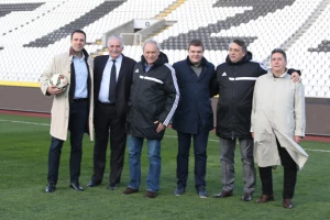 ''Nisu to velike pare'' - Vazura je pošten i ZASLUŽUJE platu koju ima?!