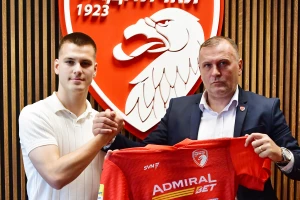 Zvezda ga dovela za 2.000.000, sada se vratio u rodni Kragujevac!