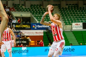 Zvezdin mizeran šut za tri poena