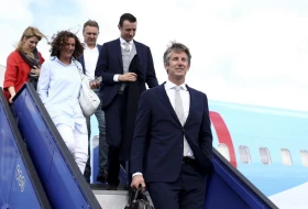 Kraj jedne ere, Van der Sar podneo ostavku!