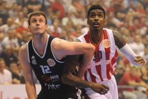 Novica stišava euforiju, Čeda traži da se u četvrtoj utakmici ''ostave kosti na terenu''!