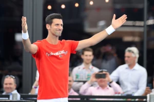 Nole obukao dres Srbije i progovorio o problemima i ''uvrnutom osećaju''