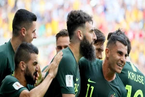 Poulsen tragičar, Jedinak sa "kreča" za nadu Australije!