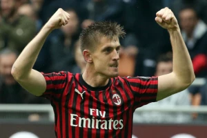Milan lagano u četvrtfinale Kupa