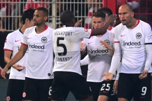 Derbi Londona za fudbalera Ajntrahta!
