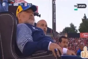 Oglasio se Maradona - "Danas slavimo!"