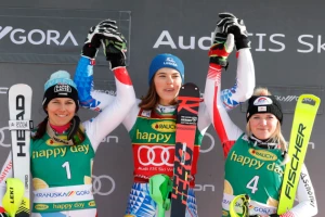 Vlhova pobedila u slalomu u Kranjskoj Gori