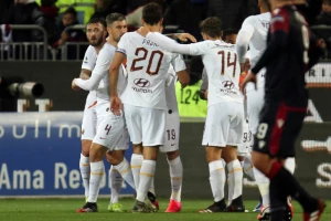 Serija A - Nova majstorija Kolarova, Roma na balkanski pogon preživela "ludnicu" na Sardiniji!