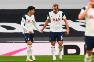 PL - Kakva ludnica u Londonu, Murinjo u čudu, vodio 3:0 i nije pobedio!