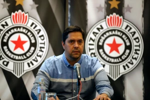 Partizan predstavio novog trenera, Ostoja o "silovanju ABA lige, tastovima i sinovima"!