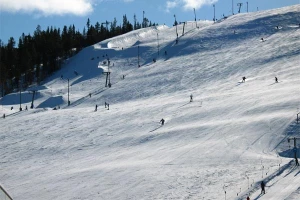 Organizatori zadovoljni skijaškim prvenstvom na Goliji