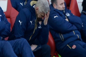 Arsenal u velikim problemima, Venger vidno zabrinut