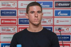 SASTAVI - ''Grof'' baš ima poverenja u Vereda