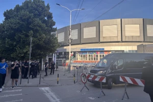 UŽIVO - Ko ne zna, nikad ne bi pogodio da se u Nišu igra za titulu prvaka Srbije