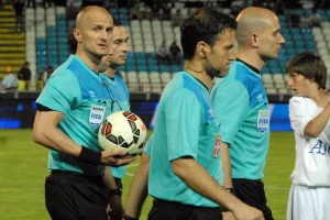 Da li je Glođović pogrešio što nije dosudio penal za Partizan?