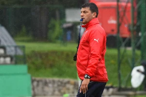 "Šlag na tortu" - Oluja dočekala fudbalere Zvezde u Pavlodaru!
