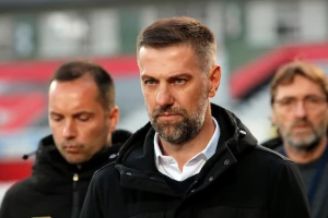 Superligaški povratak u najavi, Mladen Krstajić preuzima Čukarički?