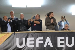 "Crno-beli" utisci sa derbija - Vučelić se izvinio, Vazura izdvojio Partizanovu "bebu", a Vuletić o "lažnoj Zvezdinoj taktici"!