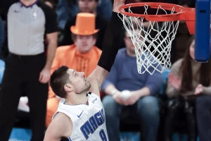 Teksaški masakr, Jutina najgora noć u istoriji košarke! Lebronova simultanka, Vučević iz snova!