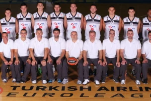Partizan pred 'Grobarima' predstavio novi tim