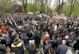 Sahranjen Duško Vujošević