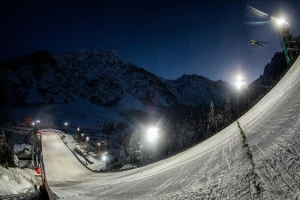 Slovenci najbolji na svojoj Planici!