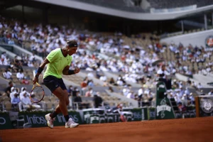 Nadal "isisao život" iz Švarcmana, Novak na potezu