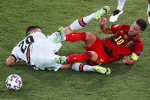 Belgija strepi u narednih nekoliko sati, Azar se oglasio posle povrede
