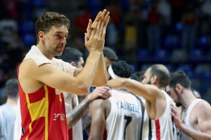 Veliko priznanje - Gasol u društvu Divca i Peđe Stojakovića