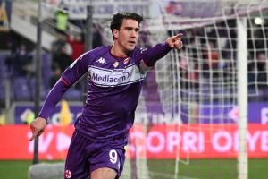 Zakuvalo se, Fiorentina menja ploču oko Vlahovića, pritisak raste! 