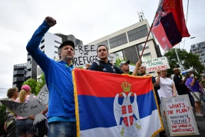 "Oslobodite Novaka" - Ljudi u Melburnu izašli na ulice, igra se i kolo!