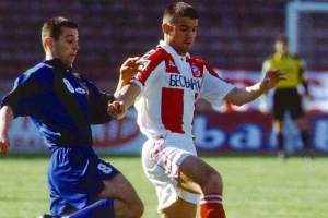 Stiže novi Zvezdin dres, omaž sezoni 1997/98, sličan je nosio Dejan Stanković!