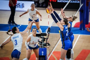 LN - Srbija se spektakularno vratila protiv olimpijskog i svetskog šampiona, ali opet taj peti set...