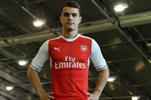 Arsenovo pojačanje - Igrao 24 minuta, napravio najviše faulova u PL
