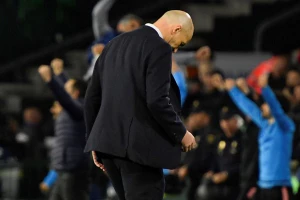 Nova glavobolja za Zidana