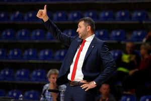 Jovanović: ''Drago mi je što se Lazić baca na glavu, a Holand na zapisnički sto''