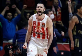 Lazić napustio Zvezdu, Novak: "Hvala, kapitenu!"