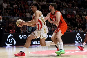 Nvori smeta konfuzija u Zvezdinoj igri: "Pogledajte Olimpijakos, oni igraju jednu odbranu"