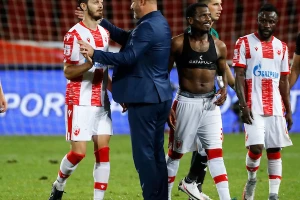 ''Delije'' uživaju, neki se i čude kako je Zvezda ovako jaka! (TVITOVI)