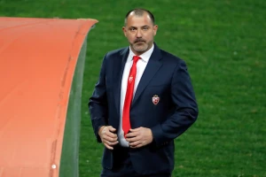 Povratak otpisanih u Zvezdi, kakav je Stankovićev plan?